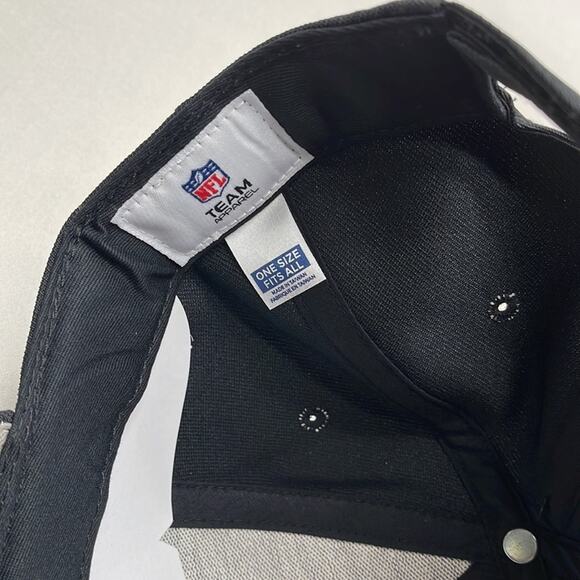 PITTSBURGH STEELERS Men’s Black Adjustable Baseball Hat - Picture 2 of 3